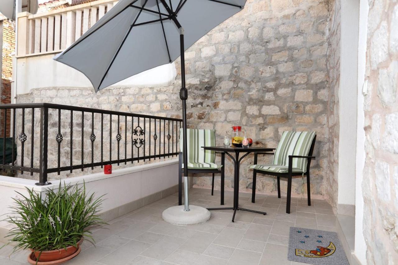 Studio Apartman Mihaella Kaštela Εξωτερικό φωτογραφία